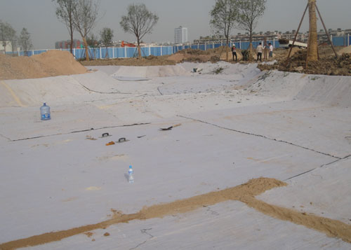 ������ˮ̺����